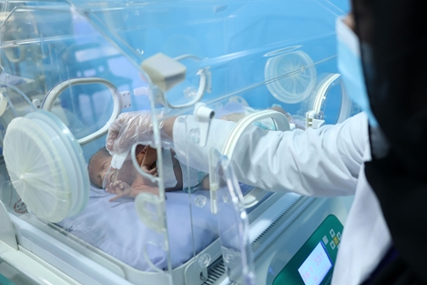 برای نوزادان نارس شروعی قوی و آینده‌ای امیدوارکننده فراهم کنید